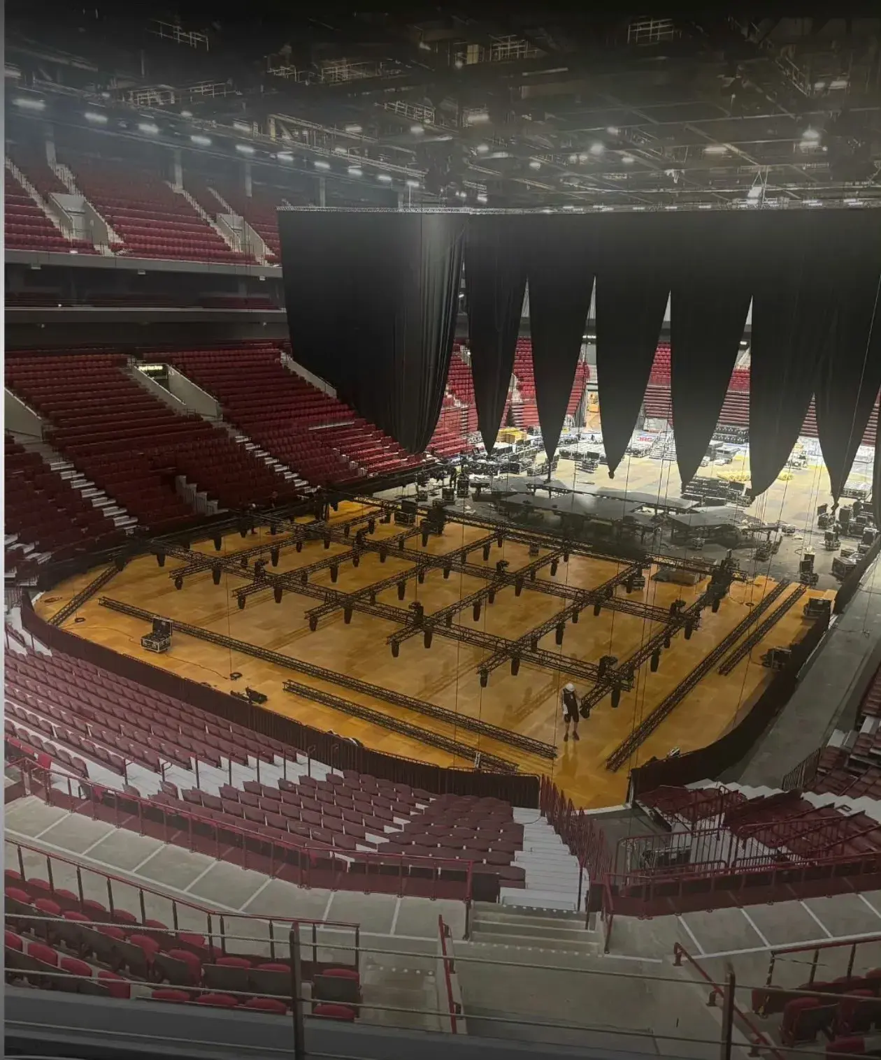 帆乃香, 否则就容易, 本站比赛使