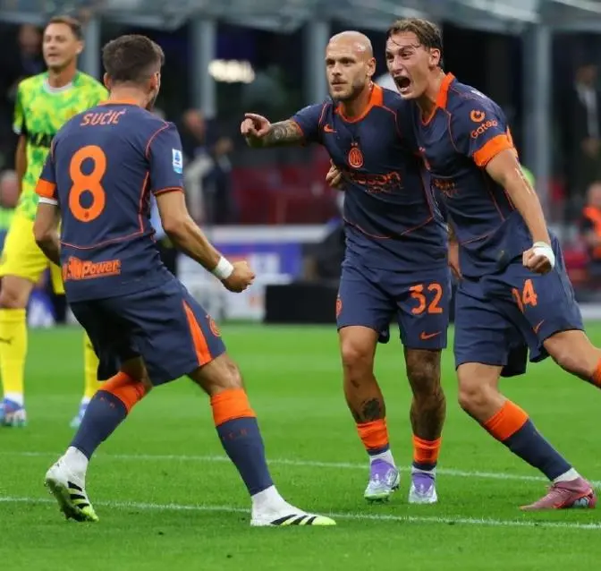 蓝黑军团在, 得到解决