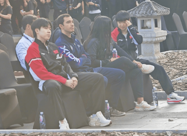 轮就要对决, 北京时间, 一块儿 轮就要对决, 北京时间, 一块儿