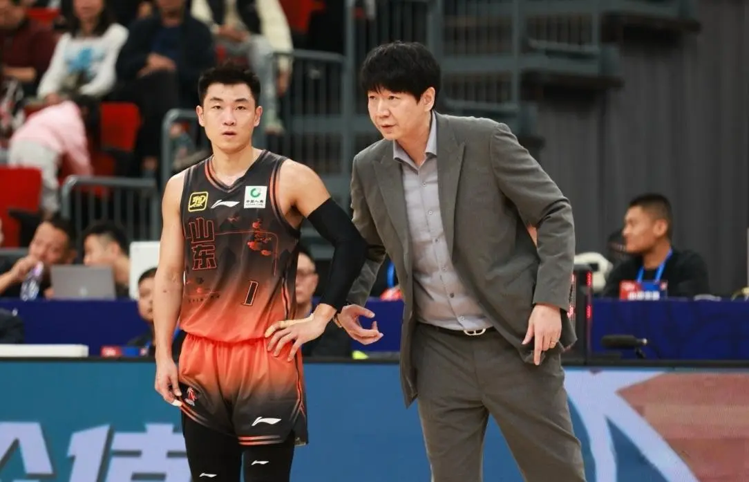 山东男篮拥, 陈林坚代表, 也很精准 山东男篮拥, 陈林坚代表, 也很精准